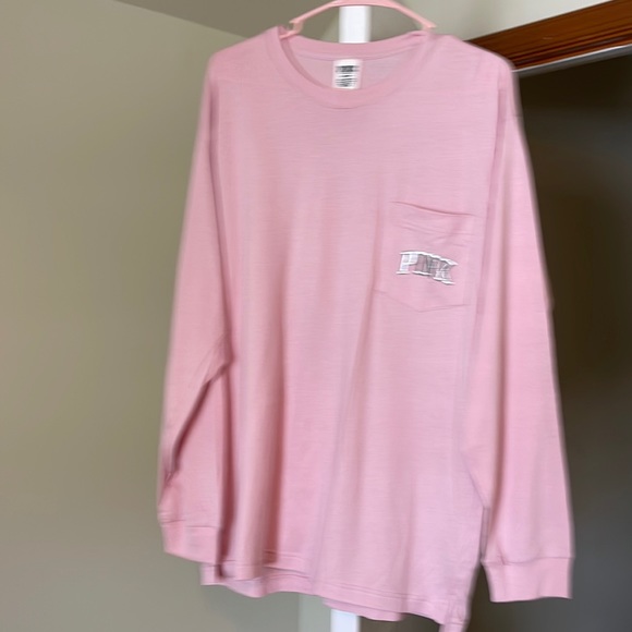PINK Victoria's Secret Tops - Pink campus tee new without tags sz L